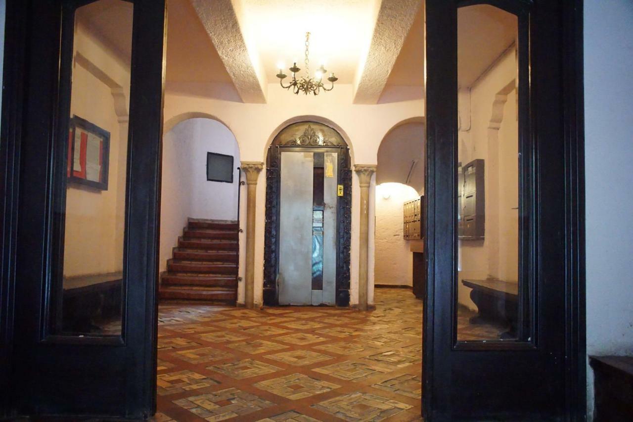 Downtown Studio - Cismigiu Park Bucharest Exterior photo